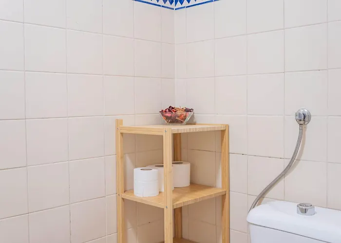 Cozy Bica Flat With Balcony Apartament Lizbona